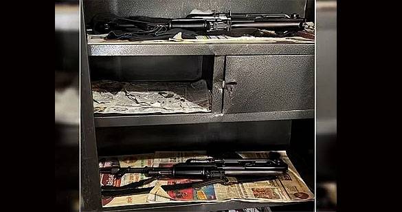 झारखंड: ED को छापे में मिलीं CM सोरेन के करीबी के घर से 2 AK 47