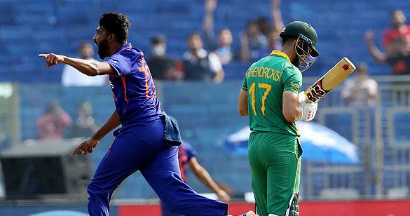 भारतीय टीम ने साउथ अफ्रीका से एकतरफा अंदाज में जीता फाइनल वनडे