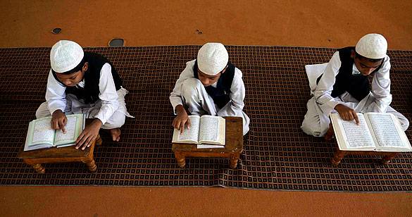 गैर-मुस्लिम बच्चों को प्रवेश देने वाले सभी मान्यता प्राप्त मदरसों की जांच का आदेश