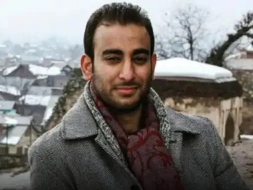 जम्मू-कश्मीर: टेरर फंडिंग मामले में एक और कश्मीरी पत्रकार गिरफ्तार, हेल्थ-एजुकेशन के नाम पर फंड इकट्ठा करता था