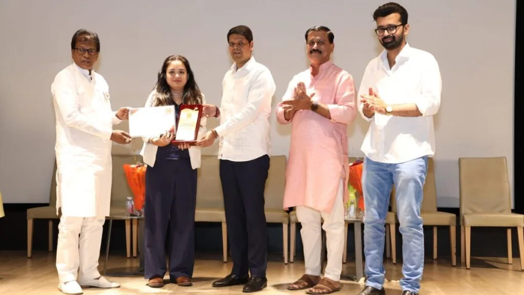 Friends of BJP Felicitates ‘Pride of Thane’ Awardees for Their Outstanding Achievements
