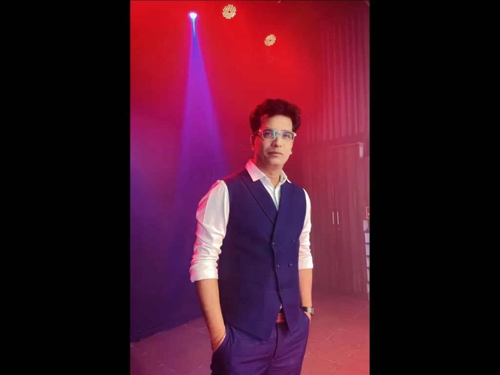 Amol Deshmukh’s Debut Song ‘Dil De Diya’ Storms YouTube with 1 lakh views