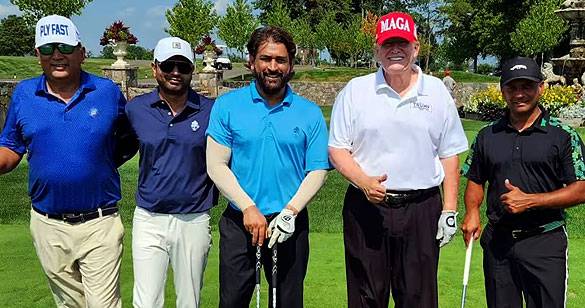 अमेरिका के पूर्व राष्ट्रपति डोनाल्ड ट्रंप के साथ महेंद्र सिंह धोनी ने खेला गोल्फ