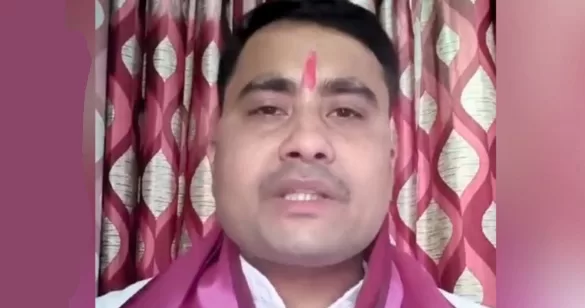 Agra News: खुद को भाजपा किसान मोर्चा का नेता बताने वाले युवक ने की उदयनिधि स्टालिन को जूते मारने पर 11 लाख का इनाम देने की घोषणा, वीडियो वायरल