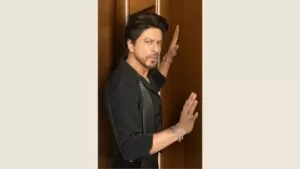 SRK’s New project coming soon, New look viral on social media