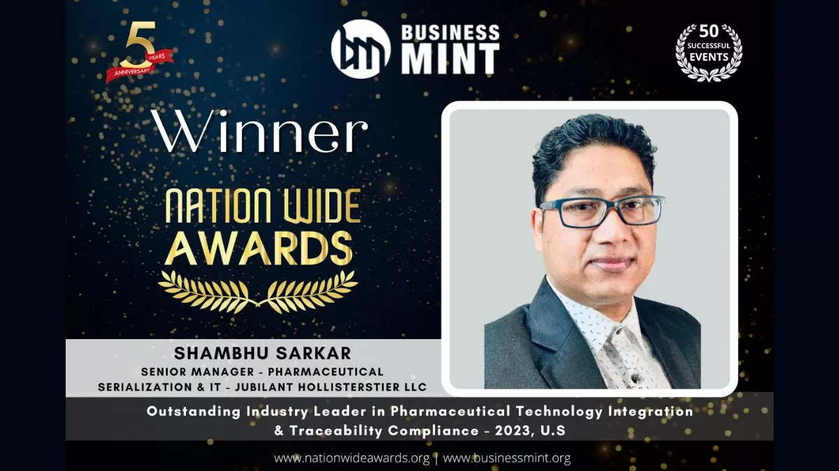 Contribution to Pharmaceutical World: Mr. Shambhu Sarkar was awarded as Outstanding Industry Leader by Business Mint Nationwide Awards