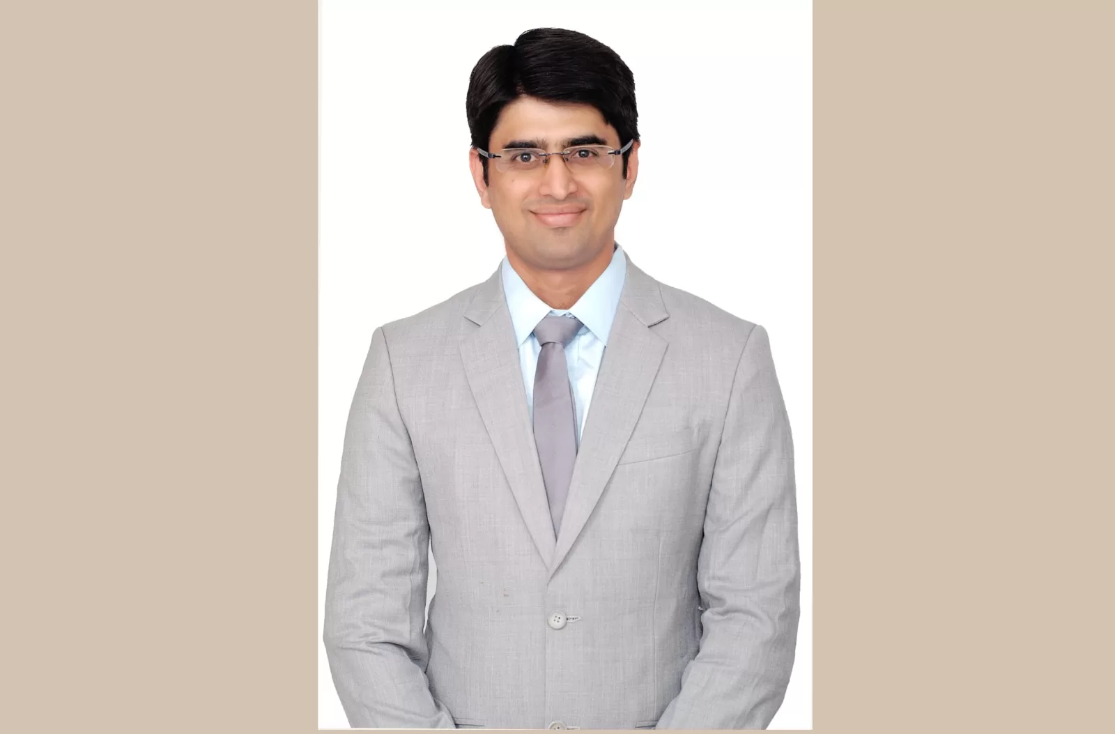 Dr. Jaimin Gadhvi: A Visionary Ophthalmologist and Compassionate Healer