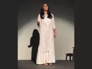 Actress Anjali Sharma, renowned for her role in Operation Mayfair, captivated audiences’ attention at a powerful Theatre Show centered on the Gaza incident