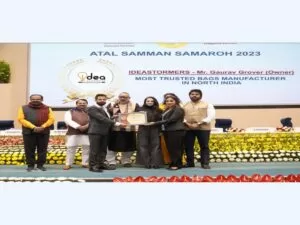 Atal Samman Samaroh 2023 Ideastormers Receive Awards From Giriraj Singh Union Cabinet Ministers And Ameesha Patel At Vigyan Bhawan- New Delhi