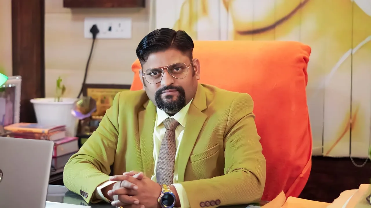 Abhishek Kumar Tripathi: A Visionary Entrepreneur Redefining the Construction Industry with MG Construction