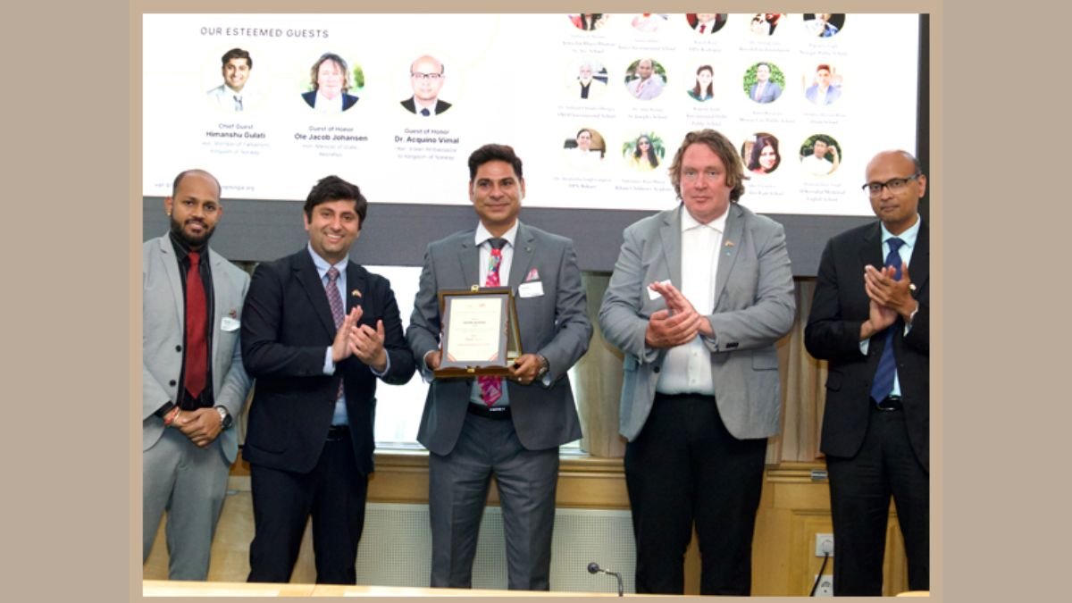 Doon School Srinagar Honored with Prestigious Award at Mind Mingle’s Indo-Norway International Education Summit