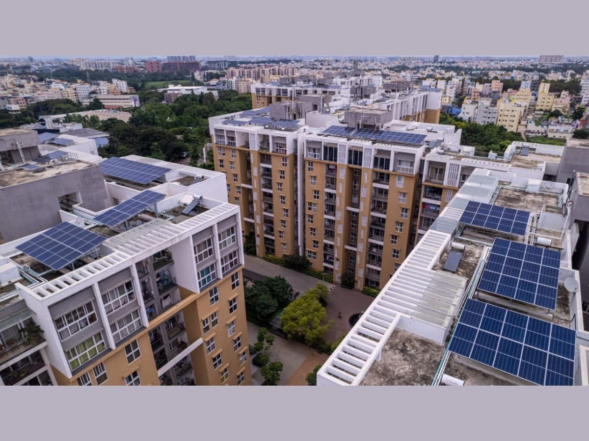 SNN Raj Greenbay Society, Bangalore’s second-largest 341-kW solar installation by SolarSquare to bring over Rs 40 lakhs annual savings.