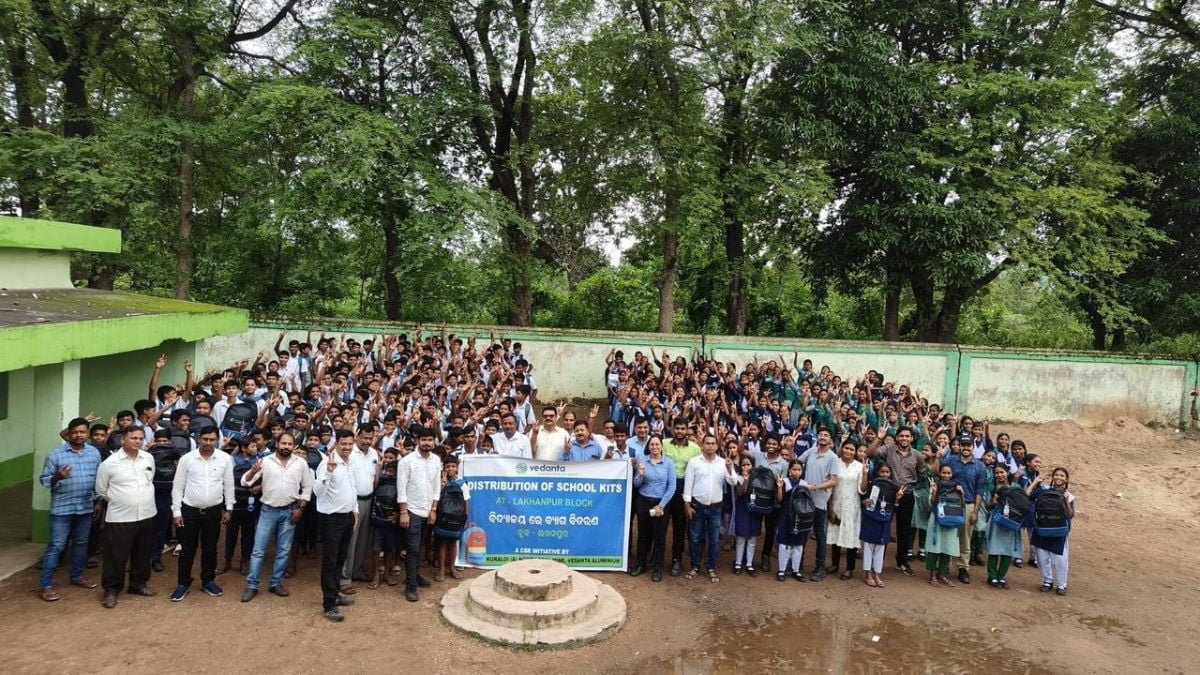 Vedanta props up rural education in Odisha; over 4,000 students of 50+ schools doled out study kits