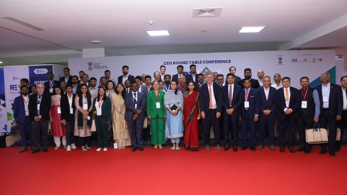 RE-Invest 2024: CEO Roundtable Explores Opportunities and Challenges for Offshore Wind in Gujarat