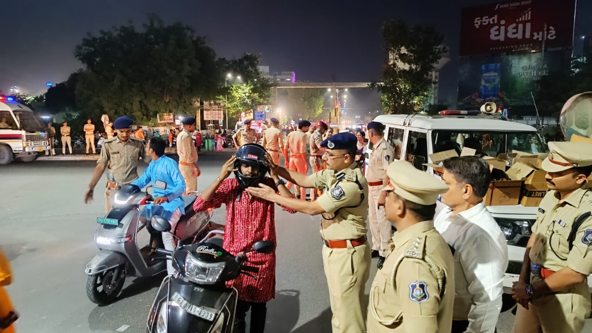 Clear Premium Water and Ahmedabad Police join to promote road safety with a helmet distribution drive