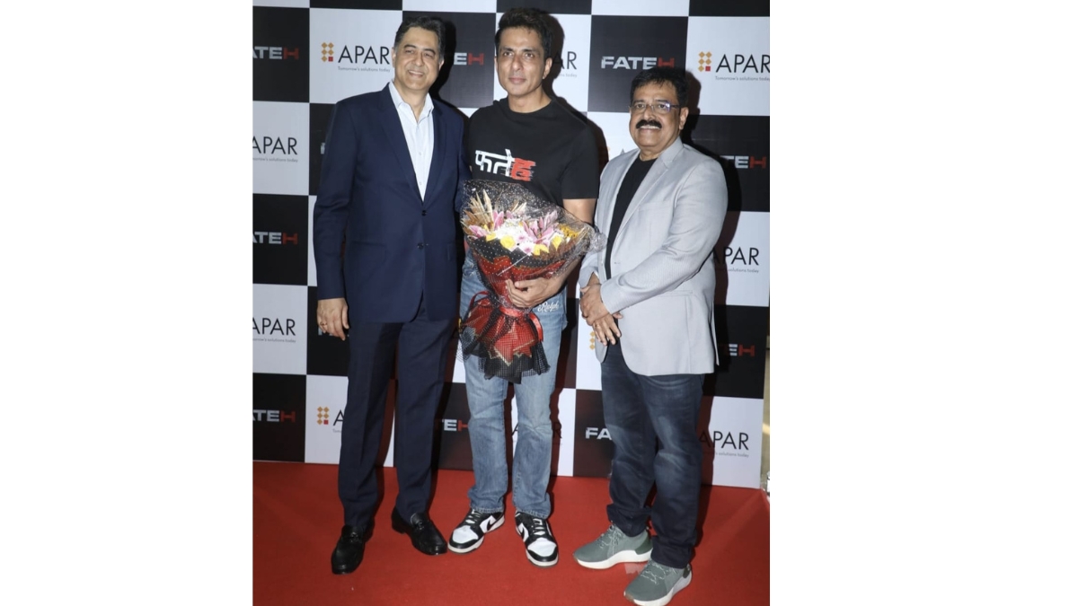 After thunderous response Sonu Sood attends Special Redcarpet Screening organized by Apar Industries In Mumbai