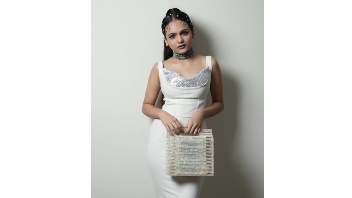 Crowning Confidence: Pari Prajapati’s inspiring modeling journey 